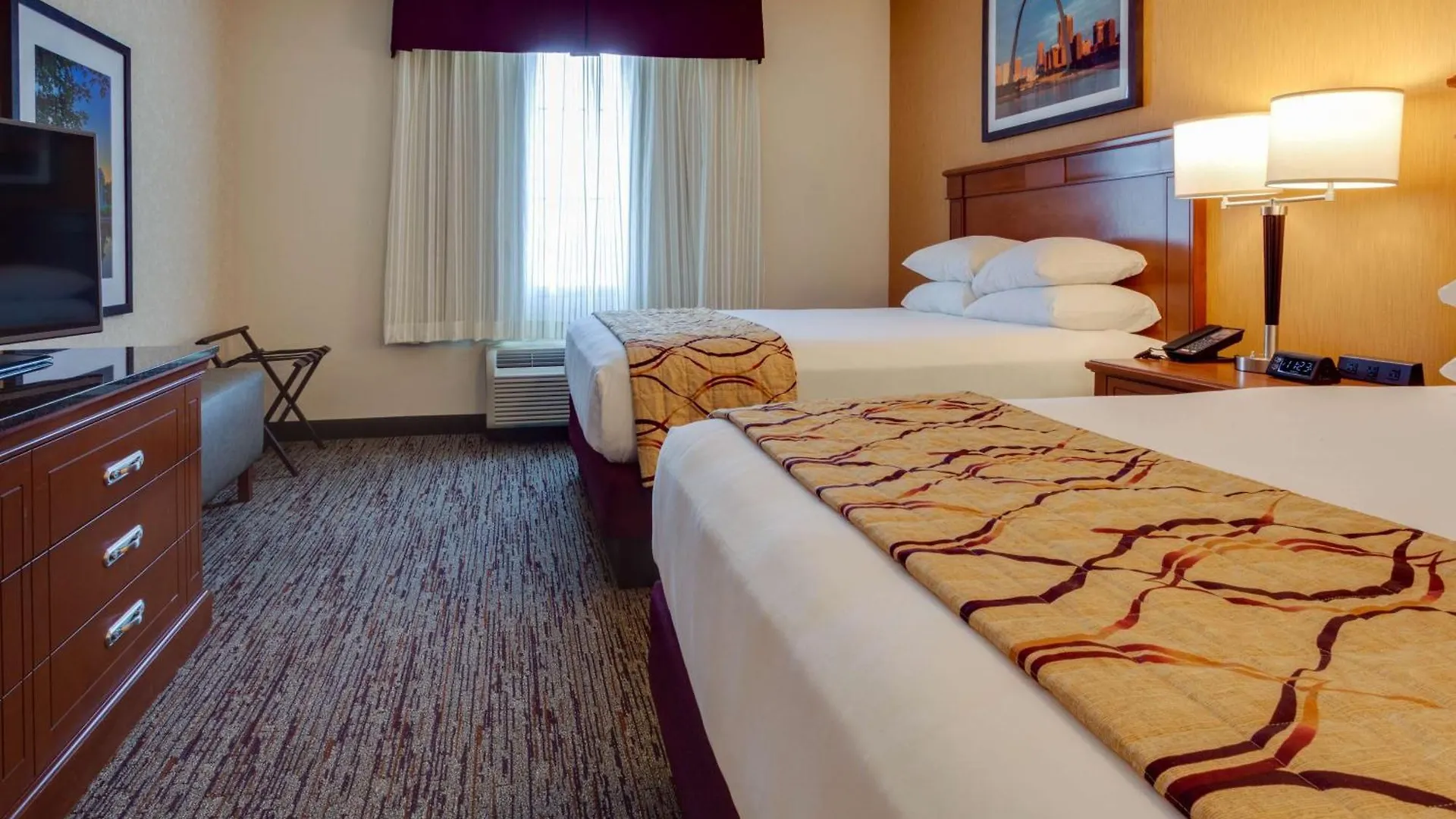 Drury Inn & Suites St. Louis Forest Park Hotel